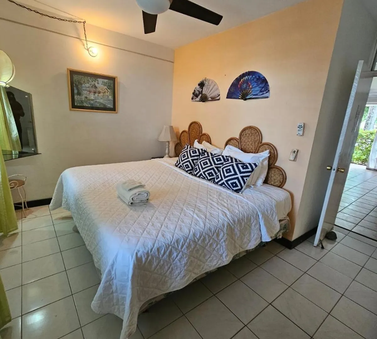 Ocho Rios Getaway With Pool Vila